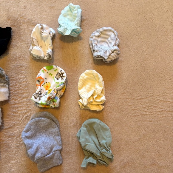 Baby Boy Sock & Mittens Bundle – 24 Pieces Total (17 Socks 7 Mittens) Mixed size - Picture 3 of 3